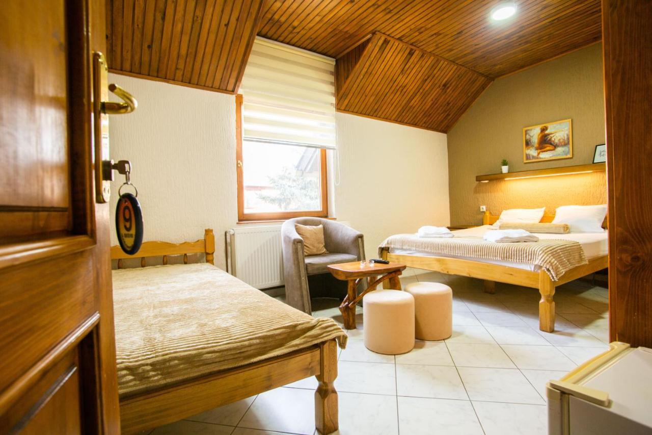 Guest House Vila Alexandar Palić エクステリア 写真